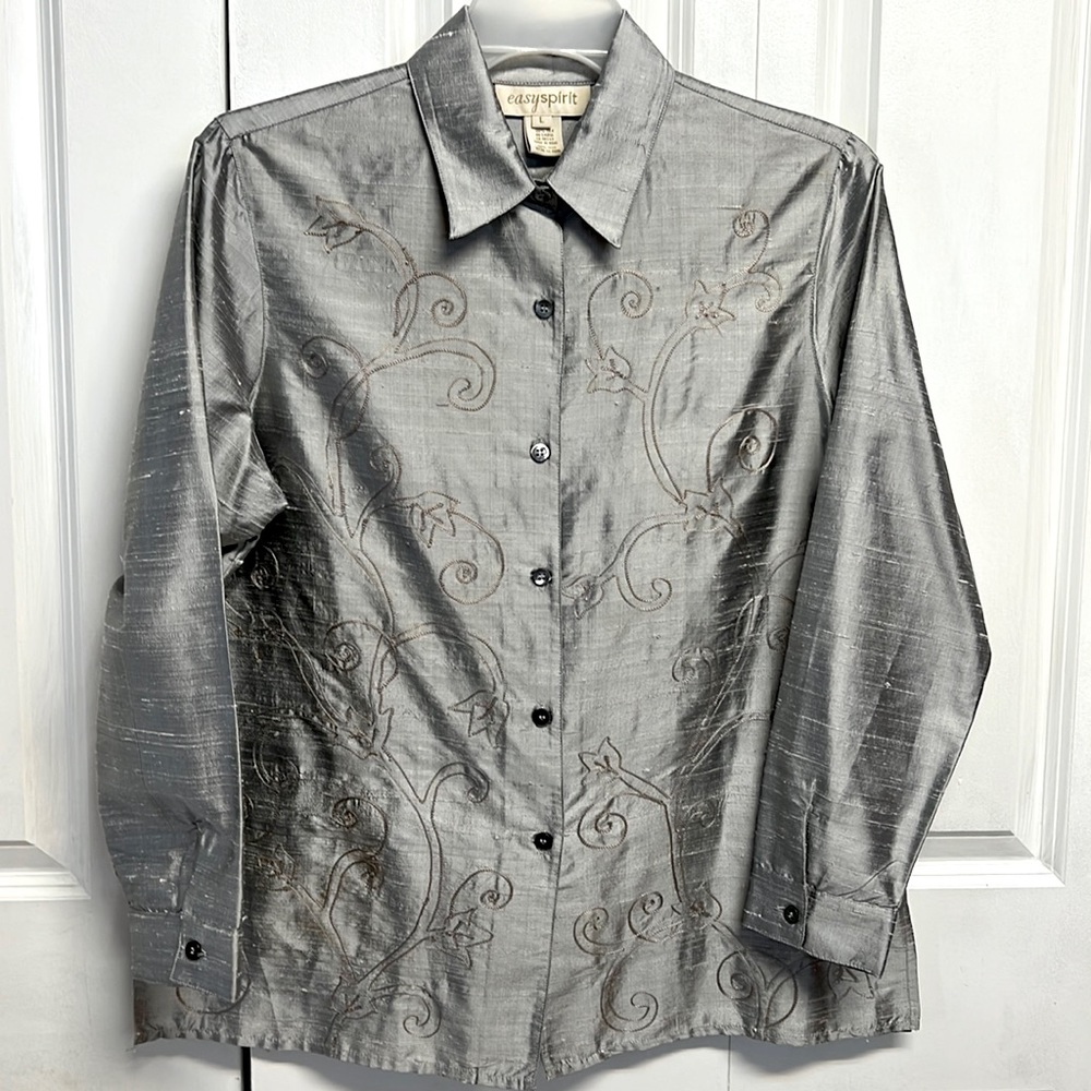 Easy Spirit Silver Cream Floral Embroidery Shiny Woven Silk Top Size L